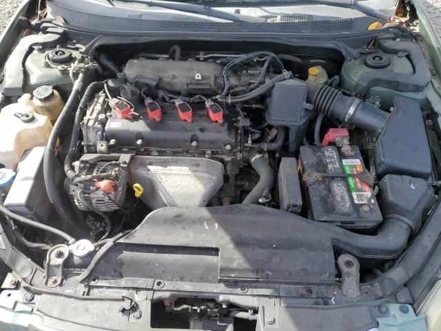 2004 Nissan Altima Base