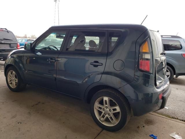 2011 KIA Soul +