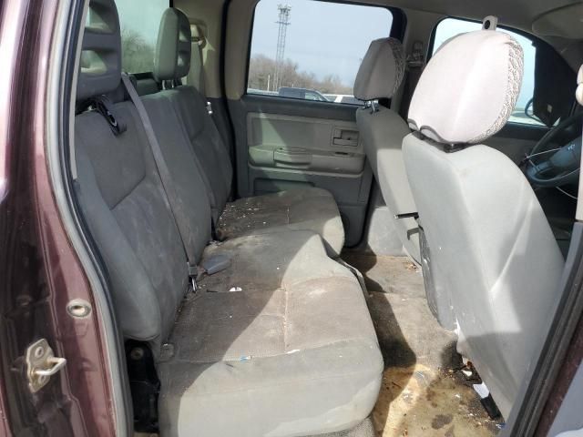 2005 Dodge Dakota Quad SLT