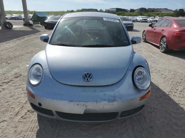 2009 Volkswagen New Beetle S