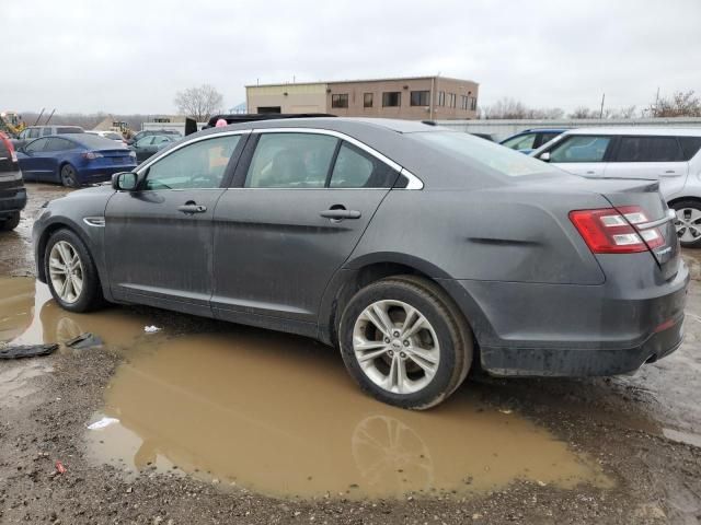 2016 Ford Taurus SE