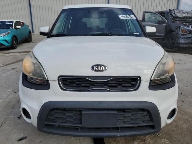 2013 KIA Soul +