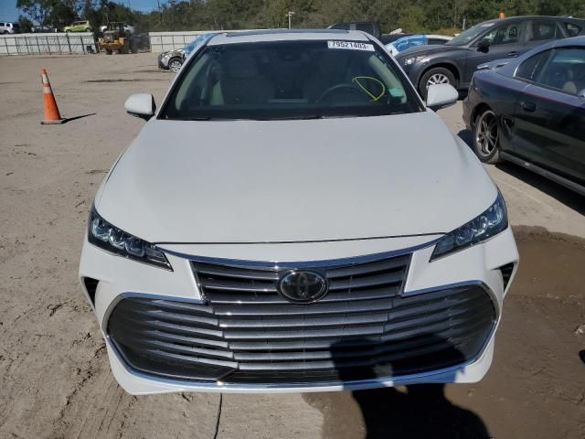 2022 Toyota Avalon XLE