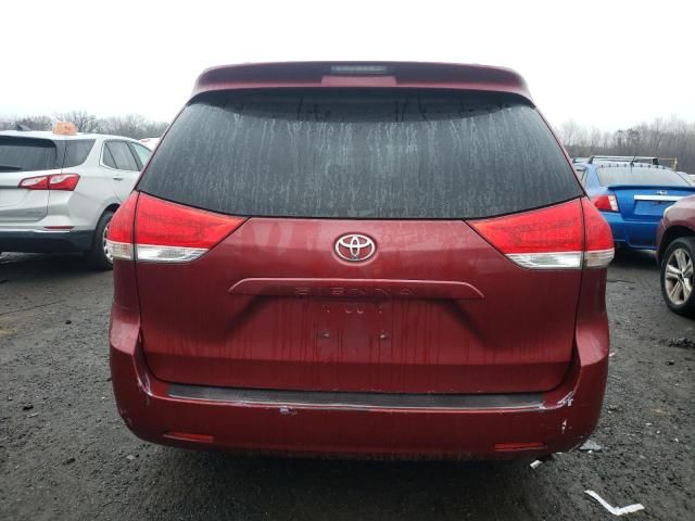 2011 Toyota Sienna XLE