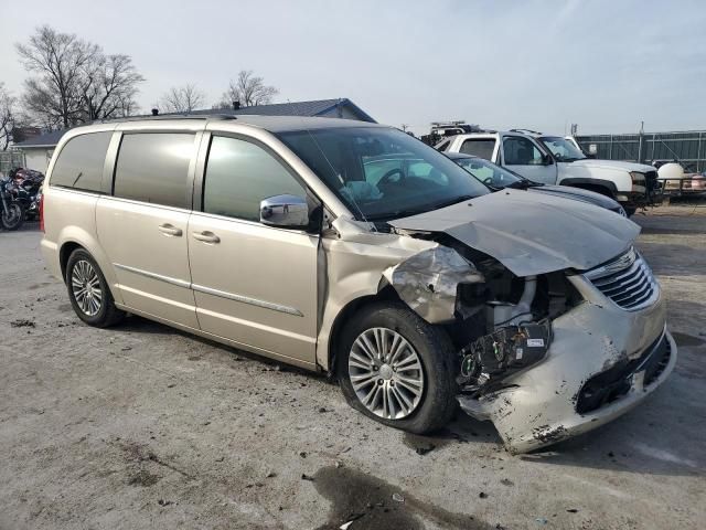 2014 Chrysler Town & Country Touring L