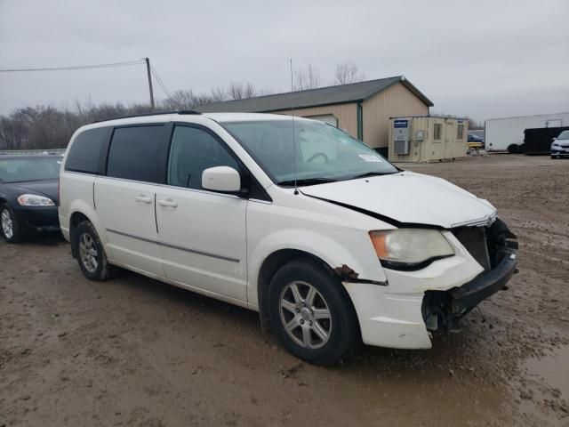 2010 Chrysler Town & Country Touring