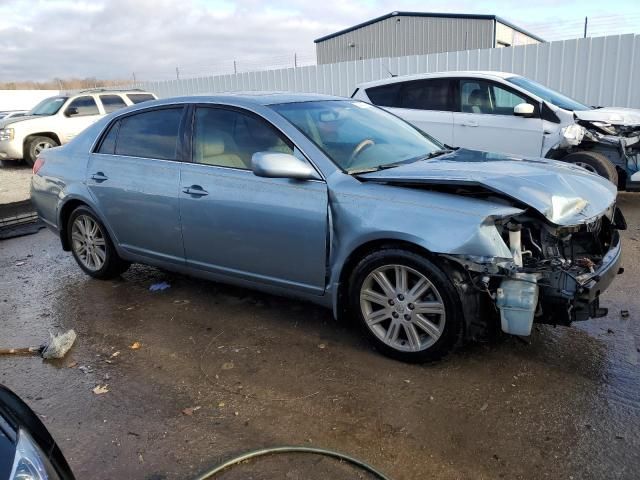 2005 Toyota Avalon XL