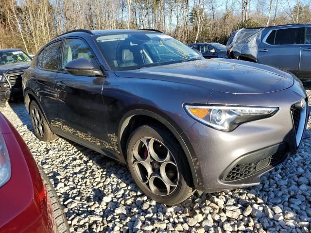 2018 Alfa Romeo Stelvio Sport