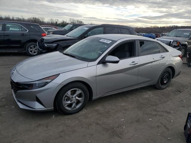 2021 Hyundai Elantra SE