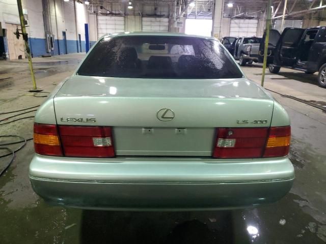 2000 Lexus LS 400