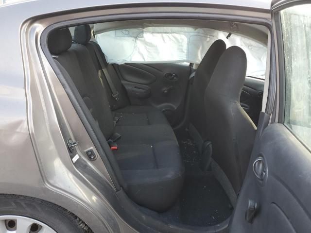 2015 Nissan Versa S