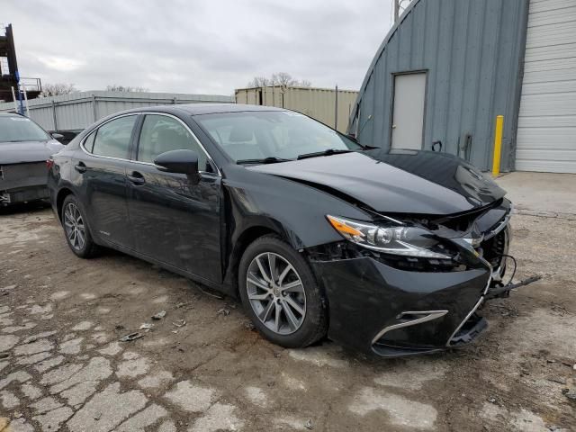 2018 Lexus ES 300H