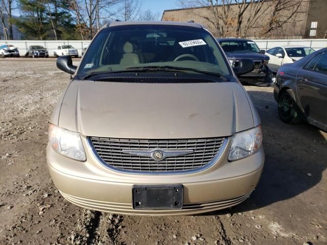 2001 Chrysler Town & Country LX