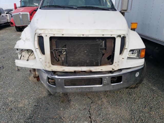 2004 Ford F650 Super Duty