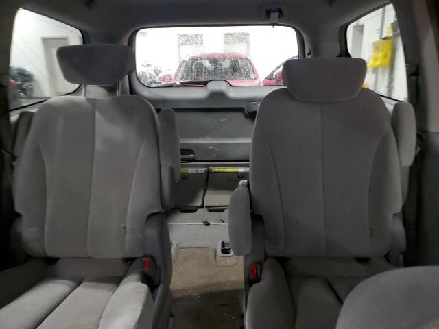 2007 KIA Sedona EX