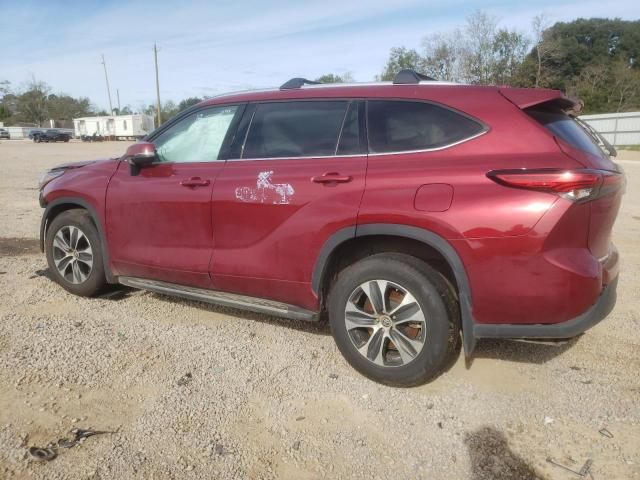 2021 Toyota Highlander XLE