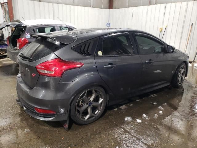 2018 Ford Focus ST