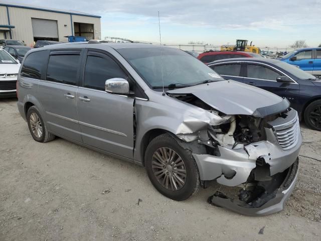 2015 Chrysler Town & Country Limited Platinum