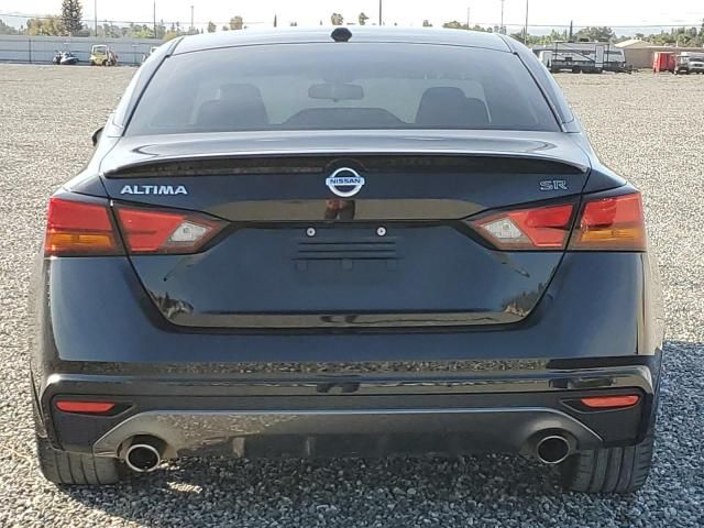 2020 Nissan Altima SR