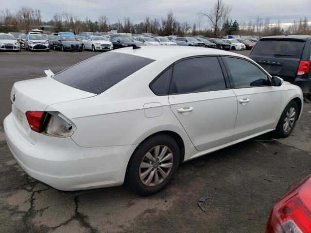 2014 Volkswagen Passat S