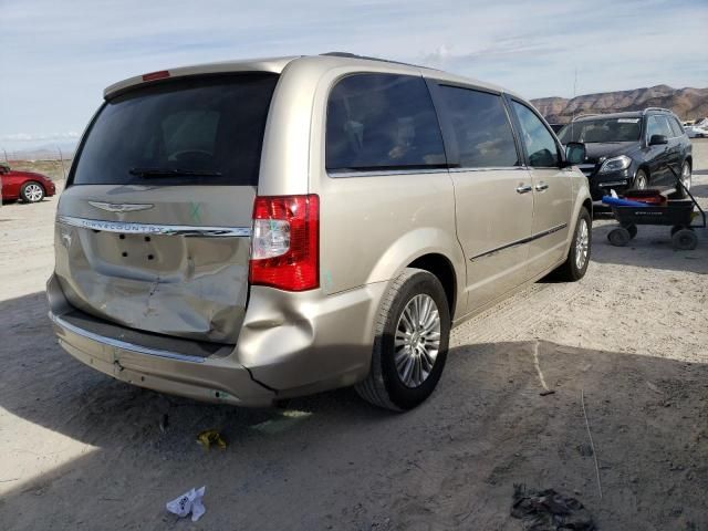 2013 Chrysler Town & Country Touring L