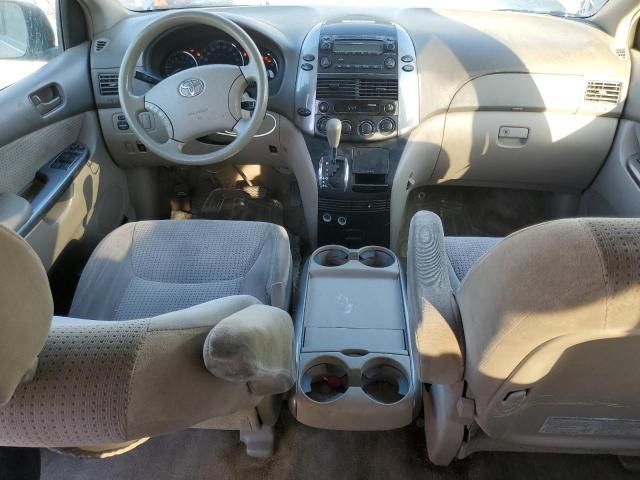 2006 Toyota Sienna CE