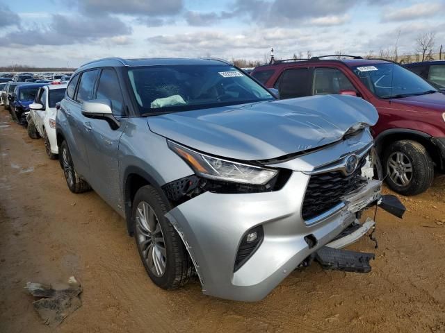 2021 Toyota Highlander Hybrid Platinum