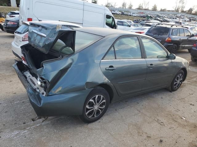 2005 Toyota Camry LE