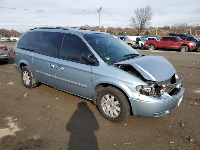 2006 Chrysler Town & Country Touring