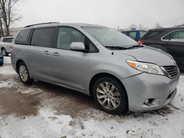 2011 Toyota Sienna XLE