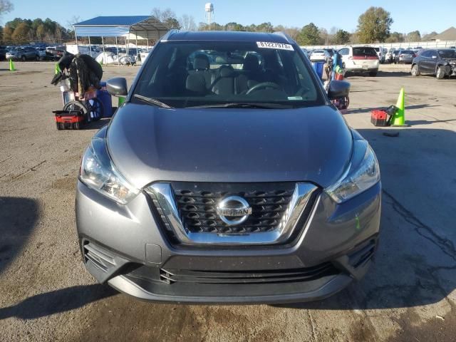 2019 Nissan Kicks S