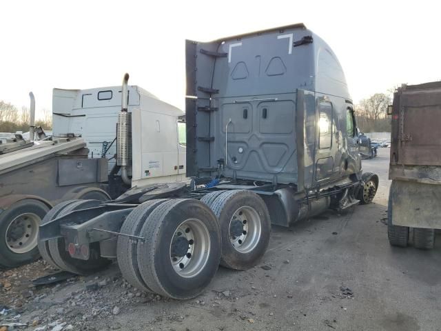 2023 Freightliner Cascadia 126