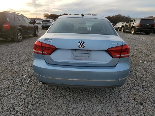 2012 Volkswagen Passat SEL