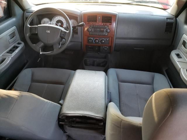 2005 Dodge Dakota Quad SLT