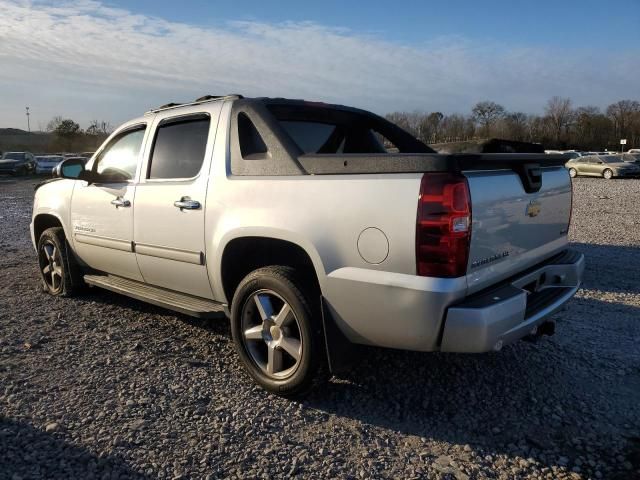 2012 Chevrolet Avalanche LS