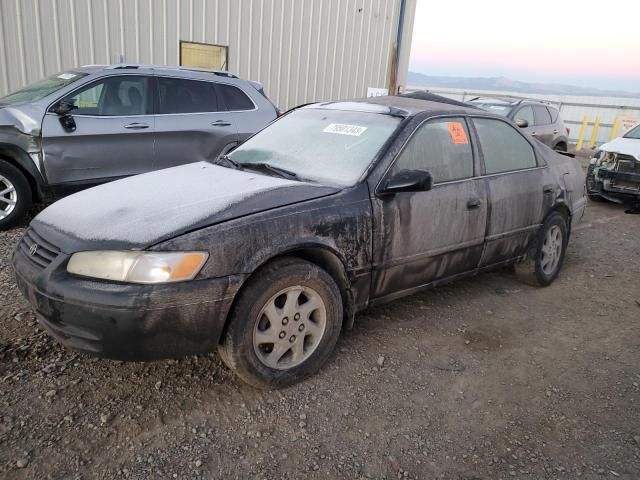 1999 Toyota Camry LE