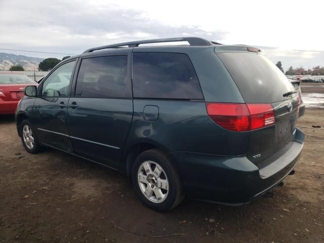 2004 Toyota Sienna CE