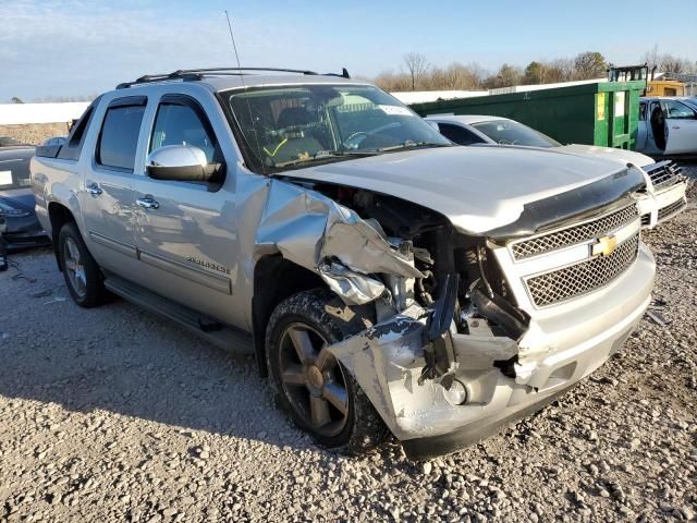 2012 Chevrolet Avalanche LS