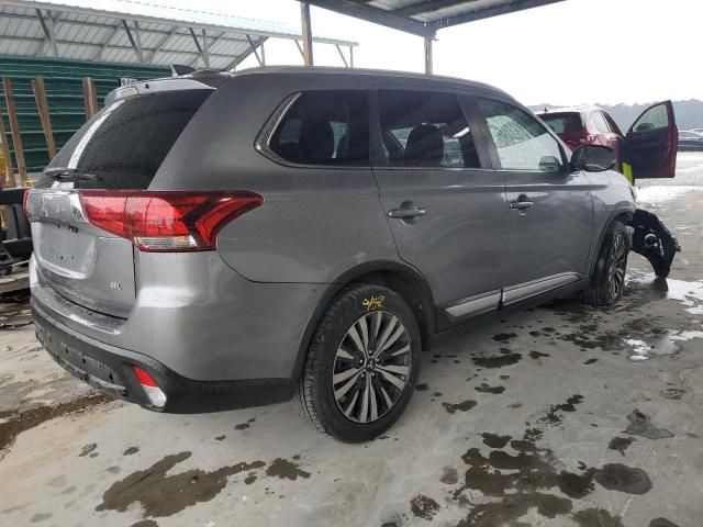 2020 Mitsubishi Outlander SE