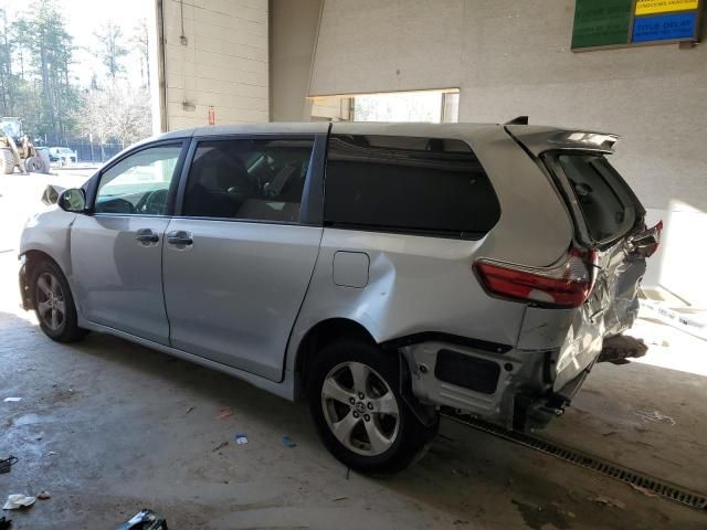 2020 Toyota Sienna L