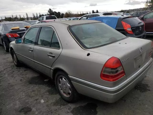 1995 Mercedes-Benz C 220