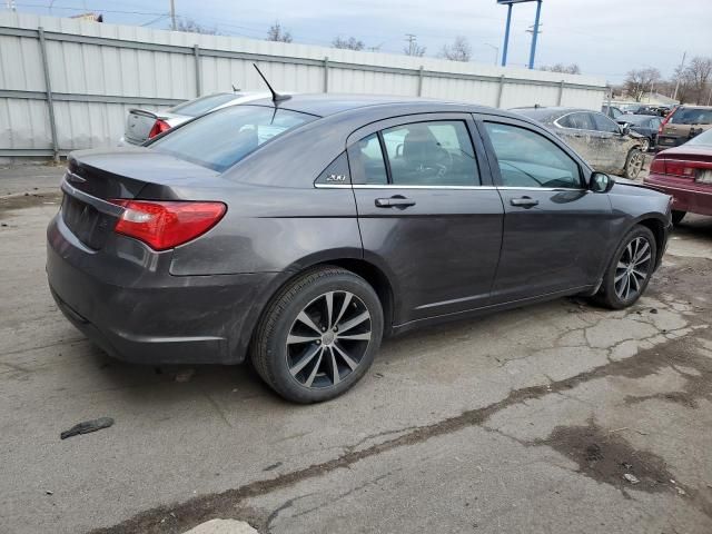 2014 Chrysler 200 Touring