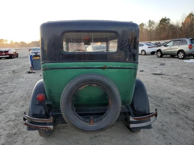 1928 Pontiac Sedan