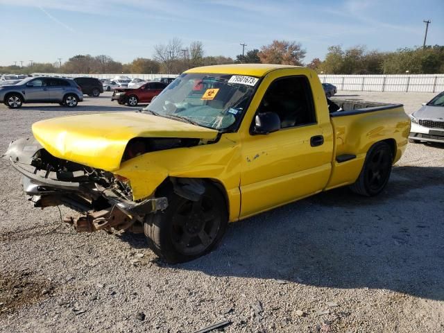 2002 GMC New Sierra C1500