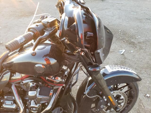 2022 Harley-Davidson Flhxse