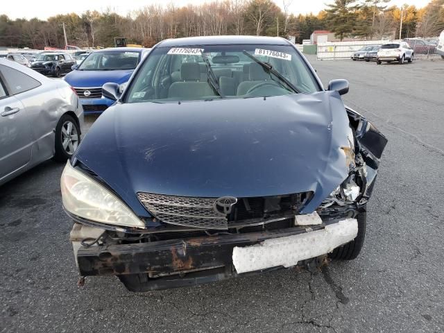 2004 Toyota Camry LE