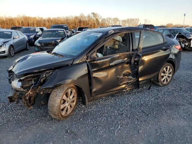 2013 Hyundai Accent GLS