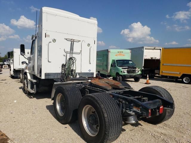 2014 Freightliner Cascadia 113