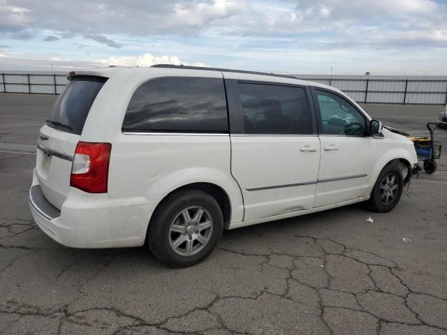 2012 Chrysler Town & Country Touring