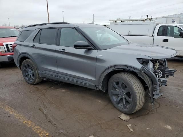 2022 Ford Explorer ST-Line